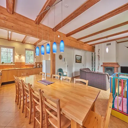 Spacious Mountain Retreat Casa vacanze Lampertice