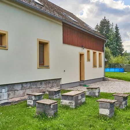 Spacious Mountain Retreat * Lampertice