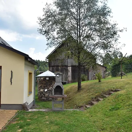 Spacious Mountain Retreat * Lampertice