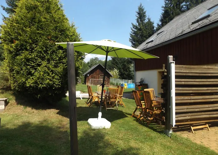 Spacious Mountain Retreat Holiday home *